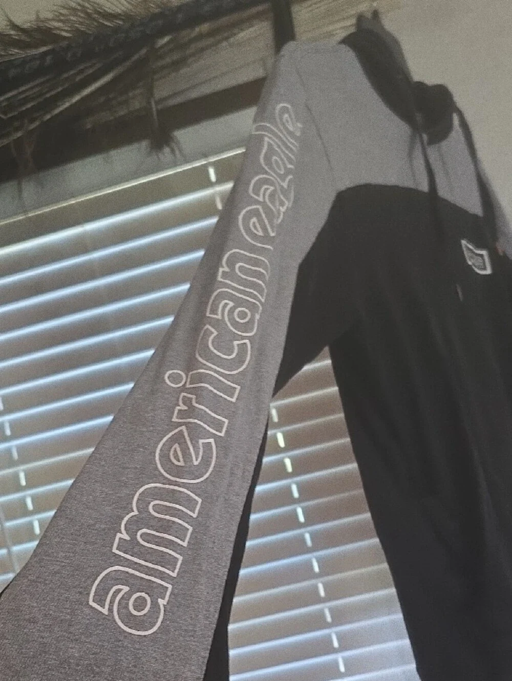 American Eagle Outfitters Black and Gray Crewneck Hoodie